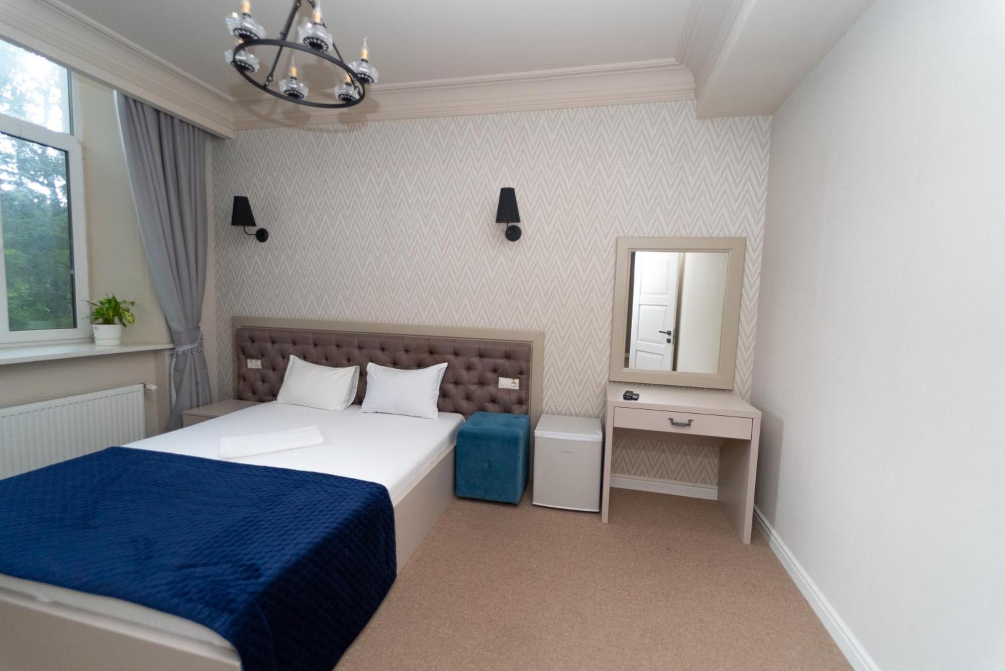 Maner Hotel Odessa Eksteriør billede