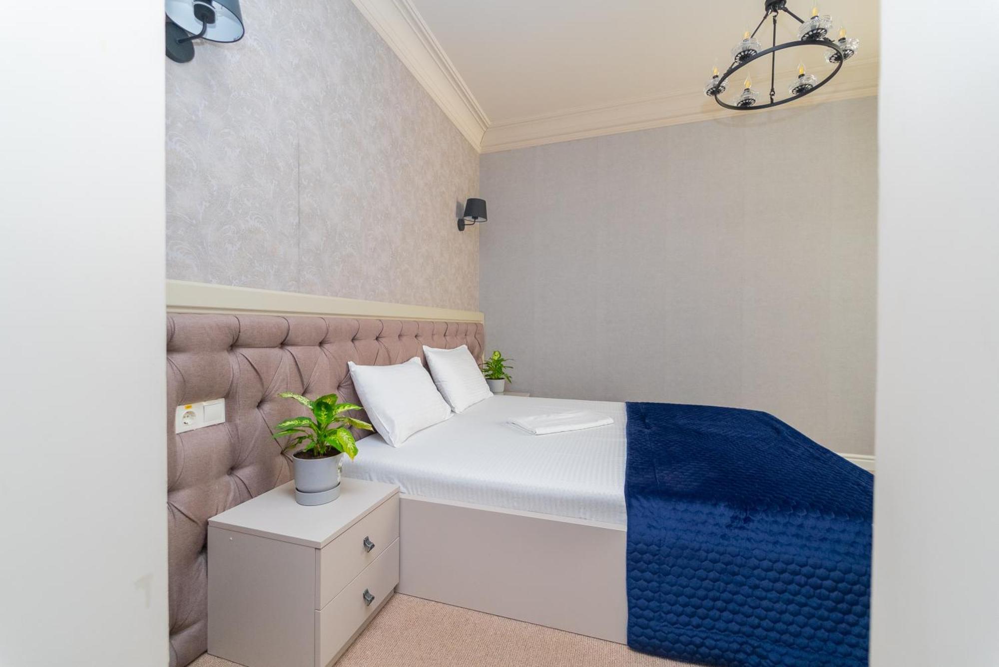 Maner Hotel Odessa Eksteriør billede